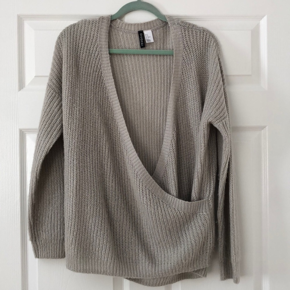 H&M sweater